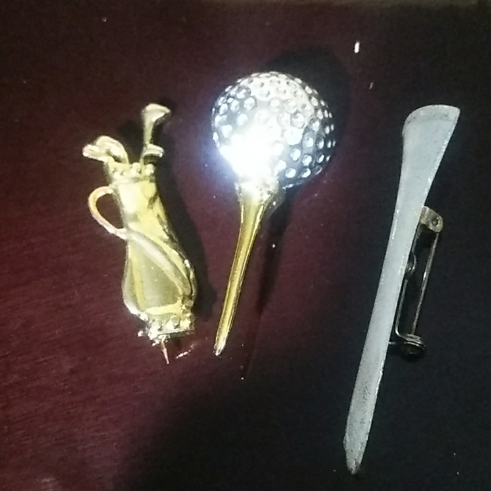Set of golf pins